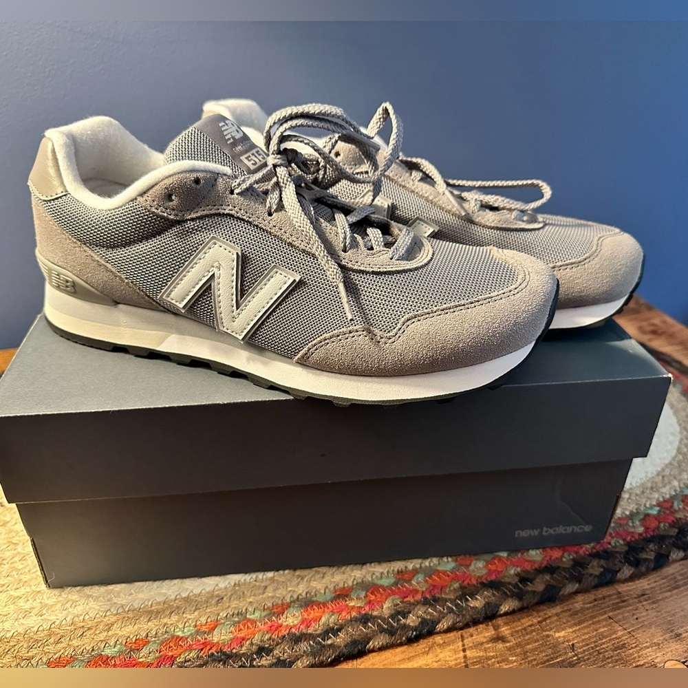 New balance shoes